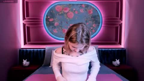 Naomi online show from 10.09.25