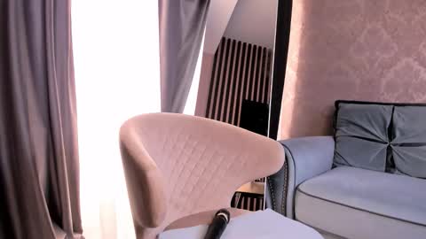 Naomi online show from 11.15.25