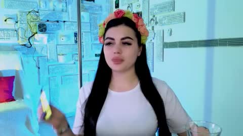 Snapshot of naomiwilsons chatting on 10.14.25 naomiwilsons online show from 10.14.25