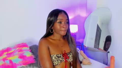 naomy_191 online show from 10.14.25