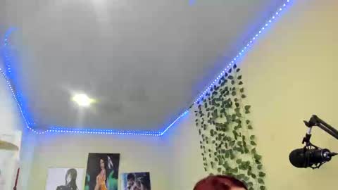naomy online show from 02.18.25