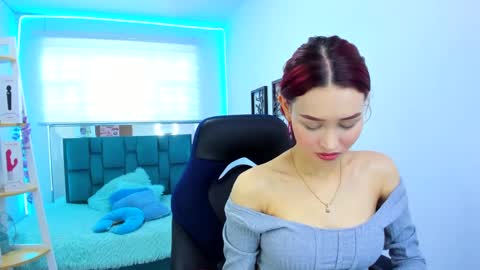 naomy online show from 09.23.25