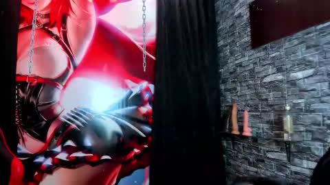 naomy  online show from 10.10.25