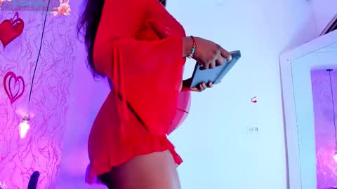 Snapshot of naomyy_cooper chatting on 02.14.26 Naomy online show from 02.14.26