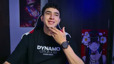 Snapshot of naranjo_seb chatting on 11.12.25 sebastian online show from 11.12.25