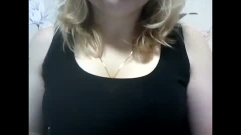 Snapshot of narcisjill chatting on 12.11.24 NarcisJill online show from 12.11.24