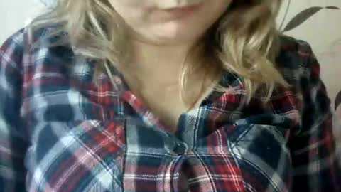 Snapshot of narcisjill chatting on 12.12.24 NarcisJill online show from 12.12.24