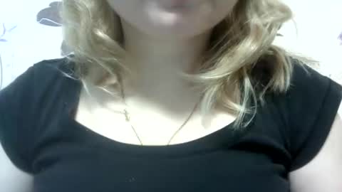 Snapshot of narcisjill chatting on 12.19.24 NarcisJill online show from 12.19.24