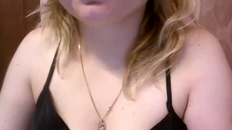 Snapshot of narcisjill chatting on 01.17.25 NarcisJill online show from 01.17.25