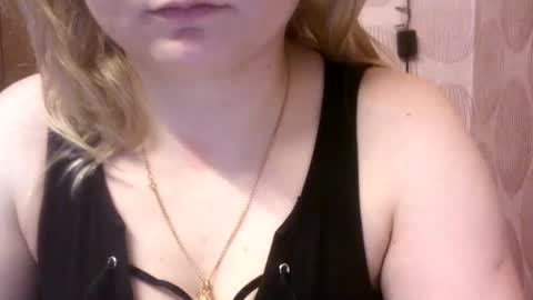 Snapshot of narcisjill chatting on 01.21.25 NarcisJill online show from 01.21.25