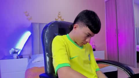 Nascary Fox online show from 01.12.26