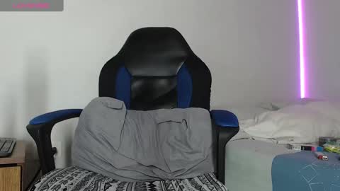 Snapshot of nassh_18 chatting on 02.06.25 nassh_18 online show from 02.06.25