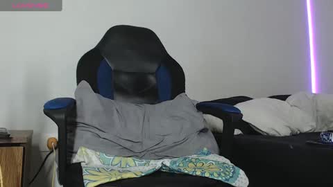 Snapshot of nassh_18 chatting on 03.07.25 nassh_18 online show from 03.07.25