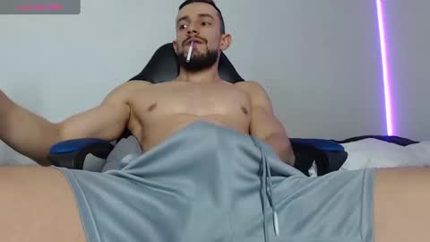 Snapshot of nassh_18 chatting on 03.12.25 nassh_18 online show from 03.12.25