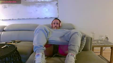 nassobout online show from 01.30.25