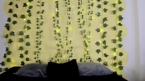 Maira online show from 02.21.25