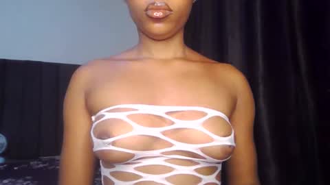 Snapshot of nastie_sheba chatting on 05.18.26 sheba online show from 05.18.26