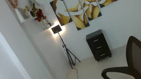 VALERIA online show from 01.24.25