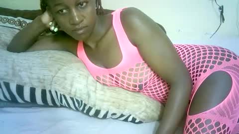 Snapshot of nastyafrika chatting on 11.13.25 Marie online show from 11.13.25