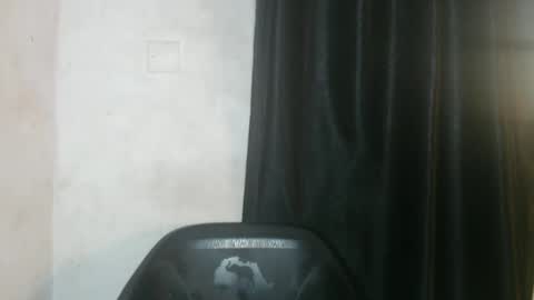 Snapshot of nastyhairy7 chatting on 09.27.25 nastyhairy7 online show from 09.27.25