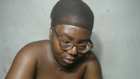 Snapshot of nastyhairy7 chatting on 10.01.25 nastyhairy7 online show from 10.01.25