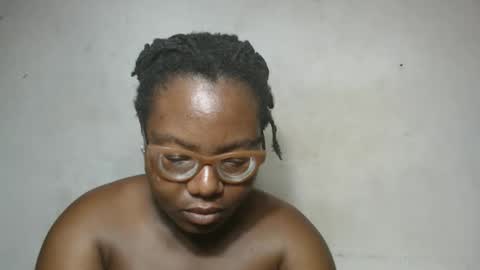 Snapshot of nastyhairy7 chatting on 10.17.25 nastyhairy7 online show from 10.17.25