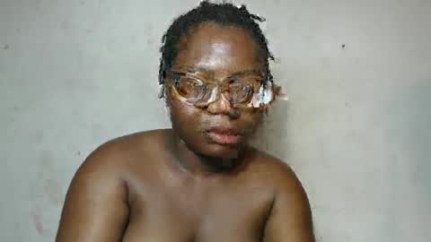 Snapshot of nastyhairy7 chatting on 10.21.25 nastyhairy7 online show from 10.21.25