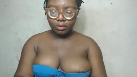 Snapshot of nastyhairy7 chatting on 10.22.25 nastyhairy7 online show from 10.22.25