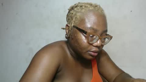 Snapshot of nastyhairy7 chatting on 10.31.25 nastyhairy7 online show from 10.31.25