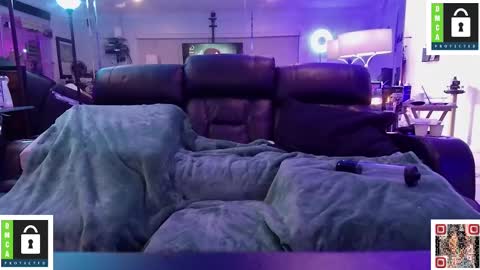 Snapshot of nastypartycple9880 chatting on 01.12.25 NastyPartyCouple online show from 01.12.25