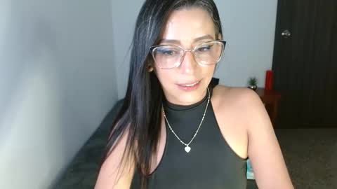 Snapshot of nat4youlove chatting on 03.01.25 nathalia online show from 03.01.25