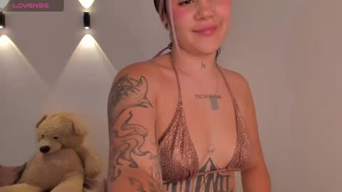 Snapshot of nataasha1 chatting on 02.18.25 Natttttttttttttttt online show from 02.18.25