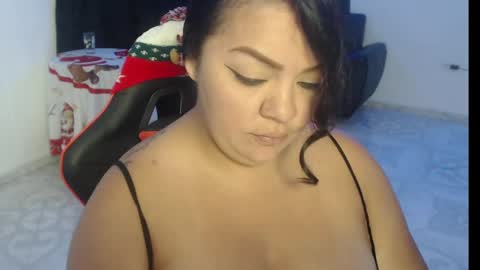 Nata Ramirez online show from 12.23.24