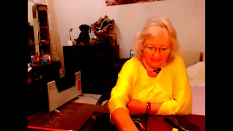 natali online show from 12.15.24