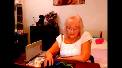 natali online show from 12.22.24