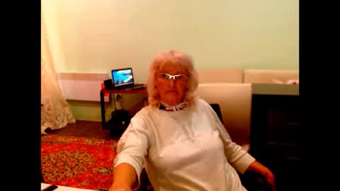 Snapshot of natali7634 chatting on 10.06.25 natali online show from 10.06.25