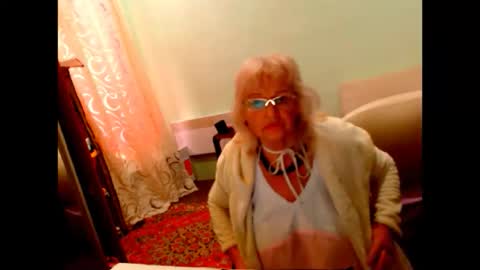 Snapshot of natali7634 chatting on 10.22.25 natali online show from 10.22.25