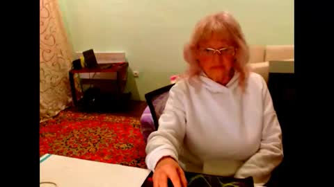 Snapshot of natali7634 chatting on 10.28.25 natali online show from 10.28.25