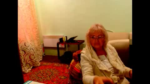 natali online show from 11.18.25