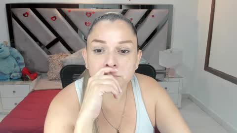 natalia5560 online show from 10.05.25