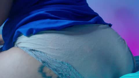 Snapshot of natalia_33 chatting on 02.16.25 Natalia online show from 02.16.25