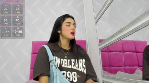 Snapshot of natalia_aguirre chatting on 12.17.24 Naty online show from 12.17.24