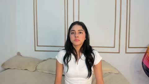 Snapshot of natalia_aguirre chatting on 01.23.25 Naty online show from 01.23.25