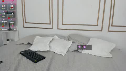 Snapshot of natalia_aguirre chatting on 02.10.25 Naty online show from 02.10.25