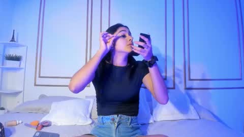 Snapshot of natalia_aguirre chatting on 02.15.25 Naty online show from 02.15.25