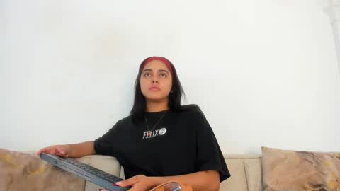 Naty  online show from 10.14.25