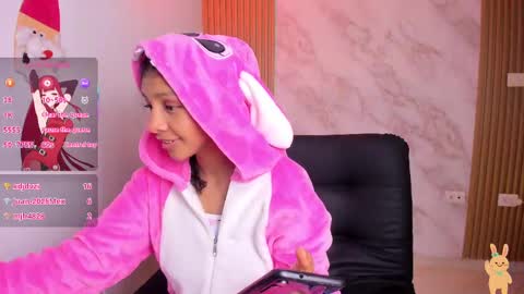 Snapshot of natalia_blue1 chatting on 11.11.25 Natalia online show from 11.11.25