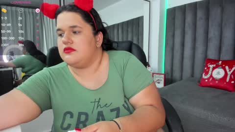 Snapshot of natalia_curvy1 chatting on 12.12.24 Nathalia online show from 12.12.24