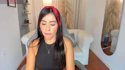Natalia Leon online show from 01.14.26