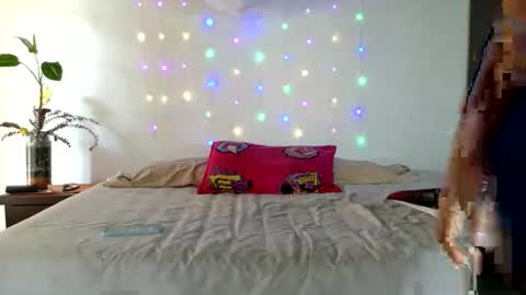 CATHALINA NATA online show from 12.18.25